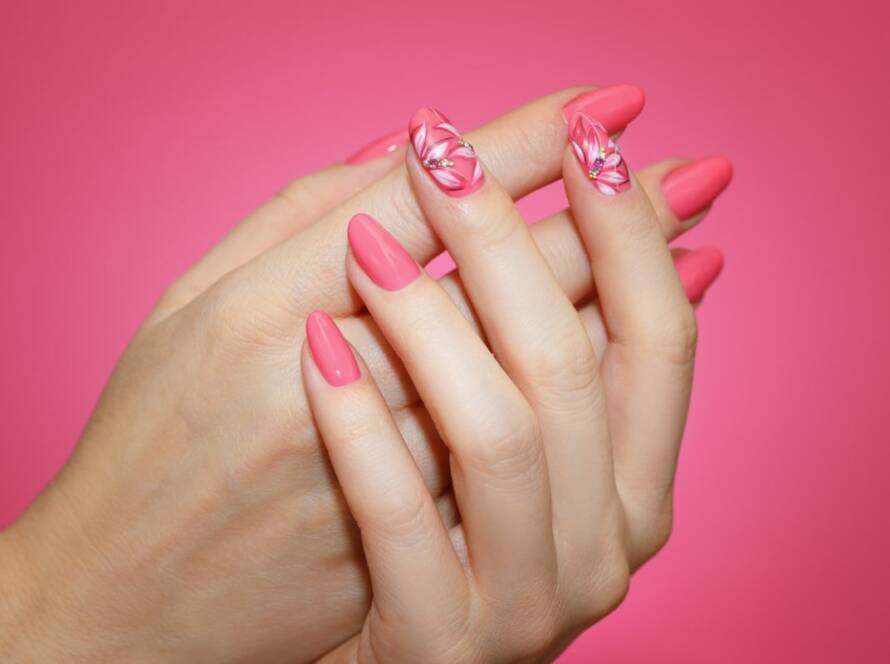 Gel manicures, Nails Studio