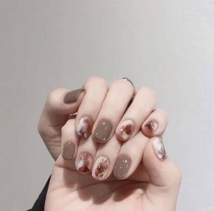 Gel manicures, Nails Studio