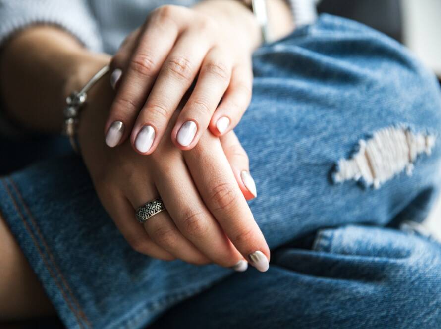 French manicures, Nails Studio