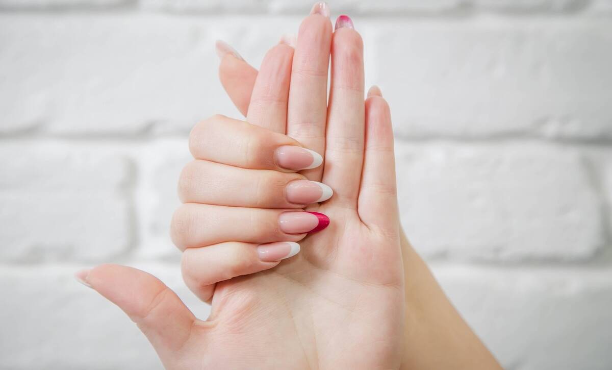 Nail cut & filing, Nails Studio