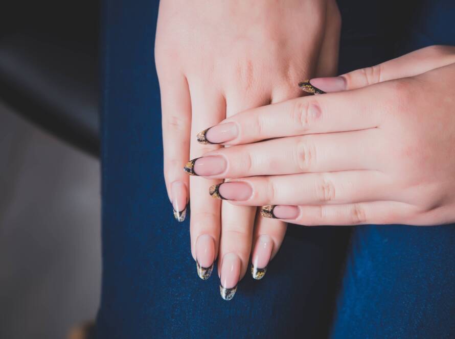 Stiletto nails, Nails Studio