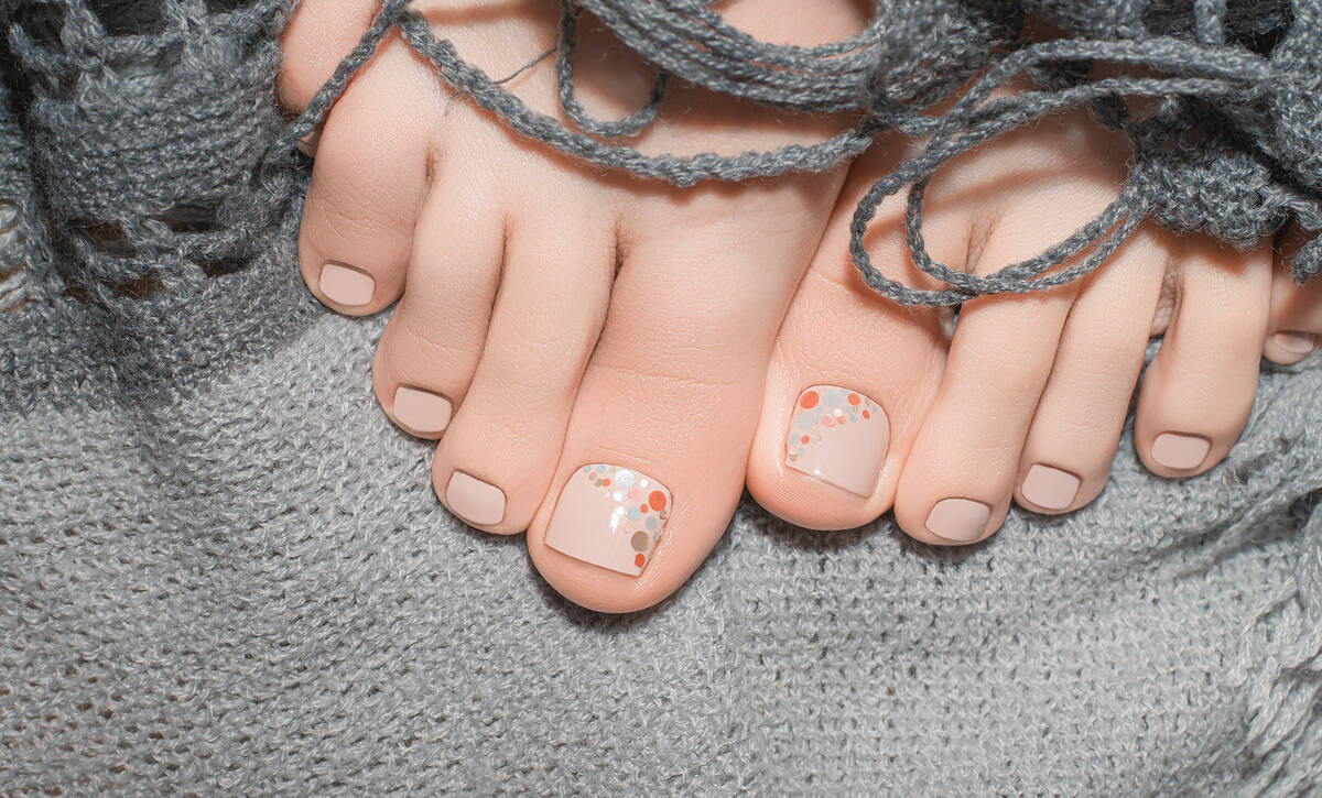 Gel Nails Pedicure, Nails Studio